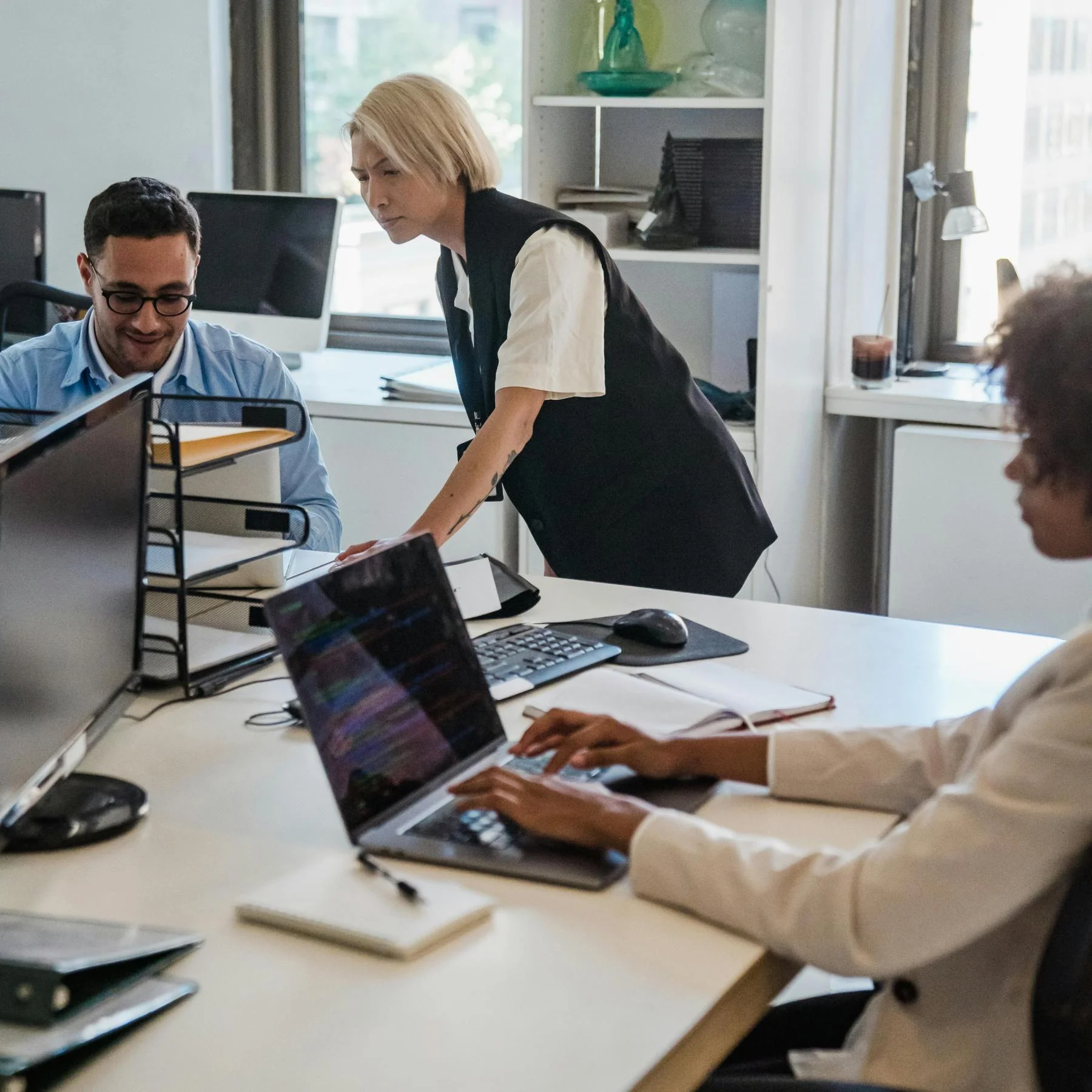 Business owner receiving Shopify store training session